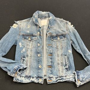Zara vintage trafaluc denim wear  Jean jacket.